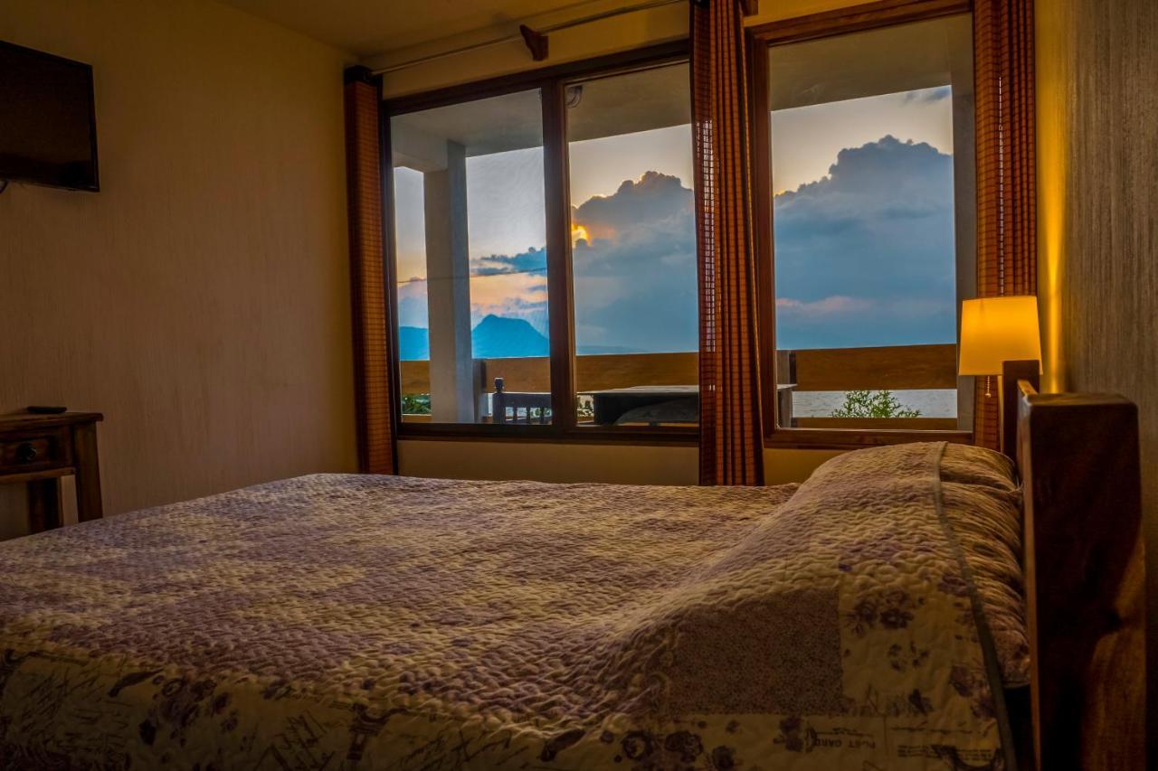 סן אנטוניו פאלופו Hotel Terrazas Del Lago מראה חיצוני תמונה